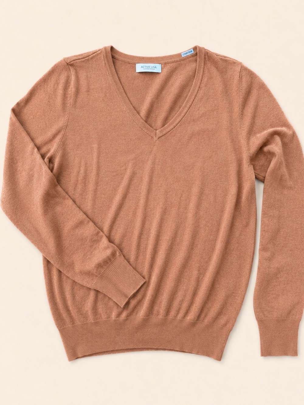 Active USA V-Neck Cashmere Sweater in Gingerbread.